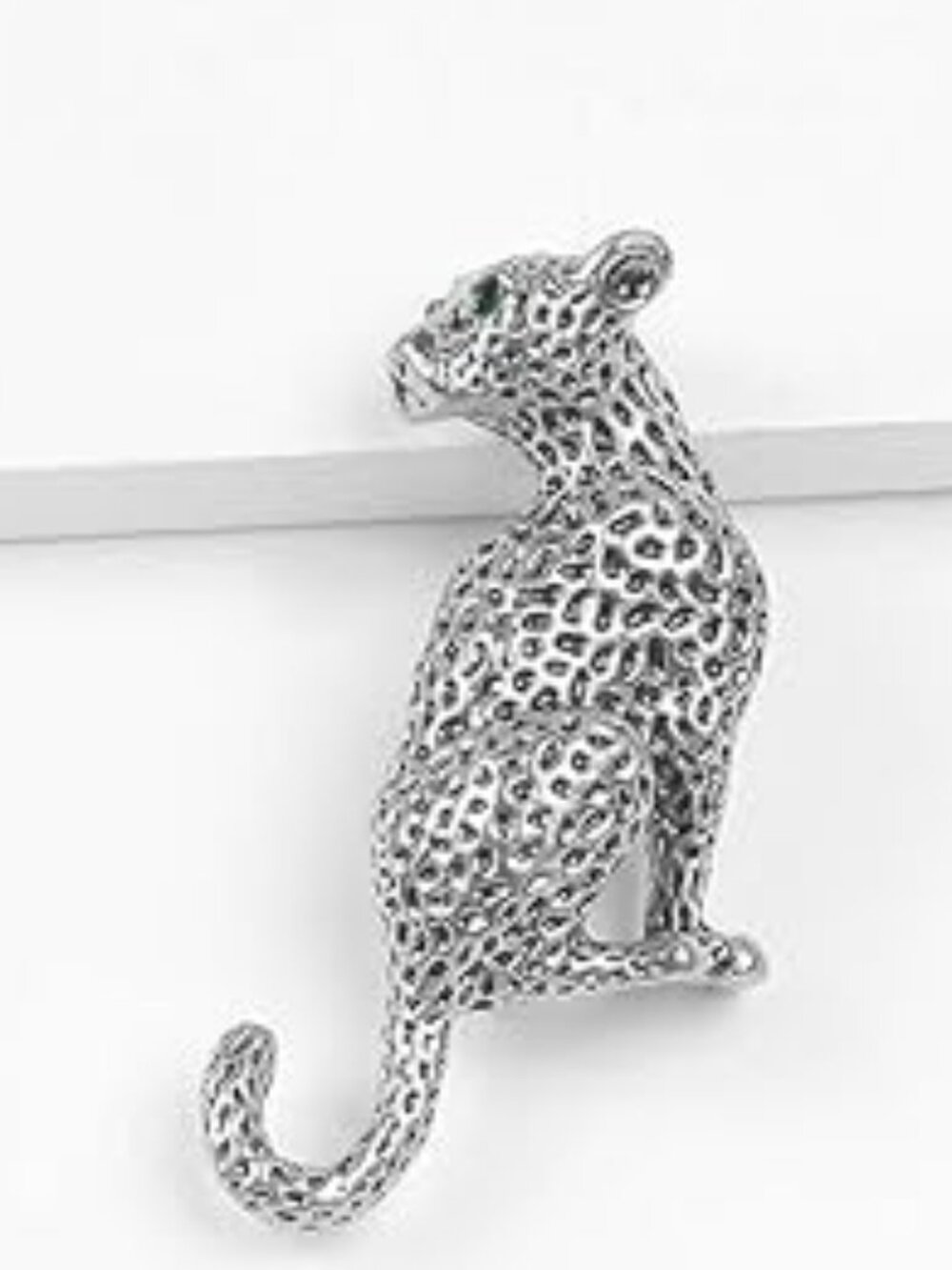 Vintage Look Leopard Lapel Brooch Pin Cheetah Panther Cougar Silver Tone